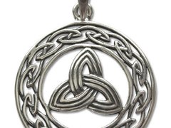 Pandantiv amuleta din argint pentru implinirea dorintelor Silver Dreams - Triquetra 2.8 cm